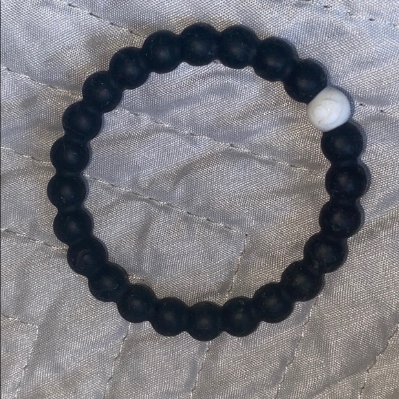10 Lokai Bracelets - Picture 11 of 11